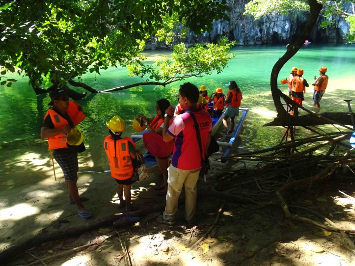 Puerto Princesa Subterranean River National Park, waiting for boats